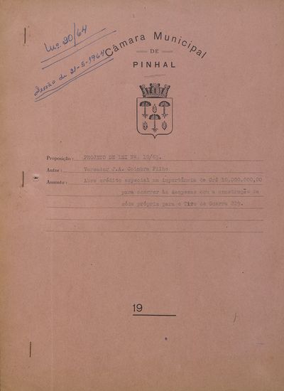 Capa de um dos livros da Câmara.